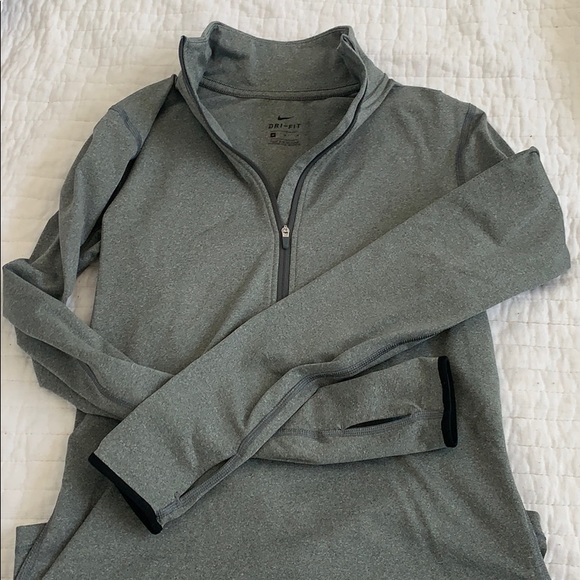 nike workout sweater